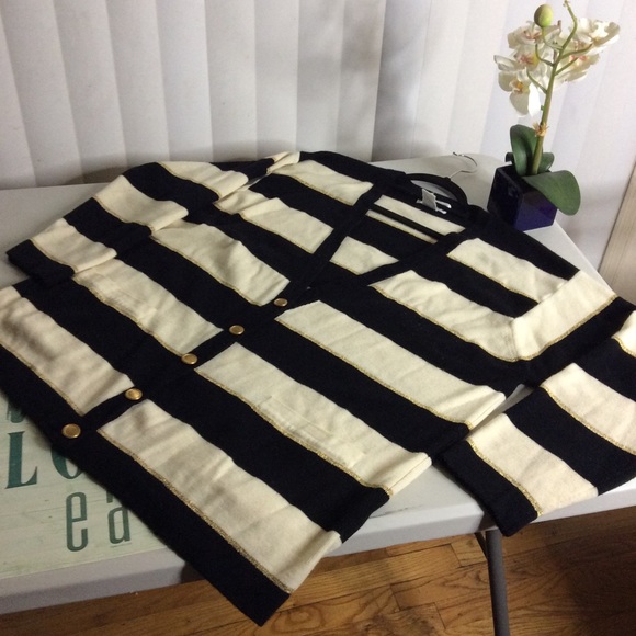 RENA ROWEN SAVILLE - Picture 2 of 6